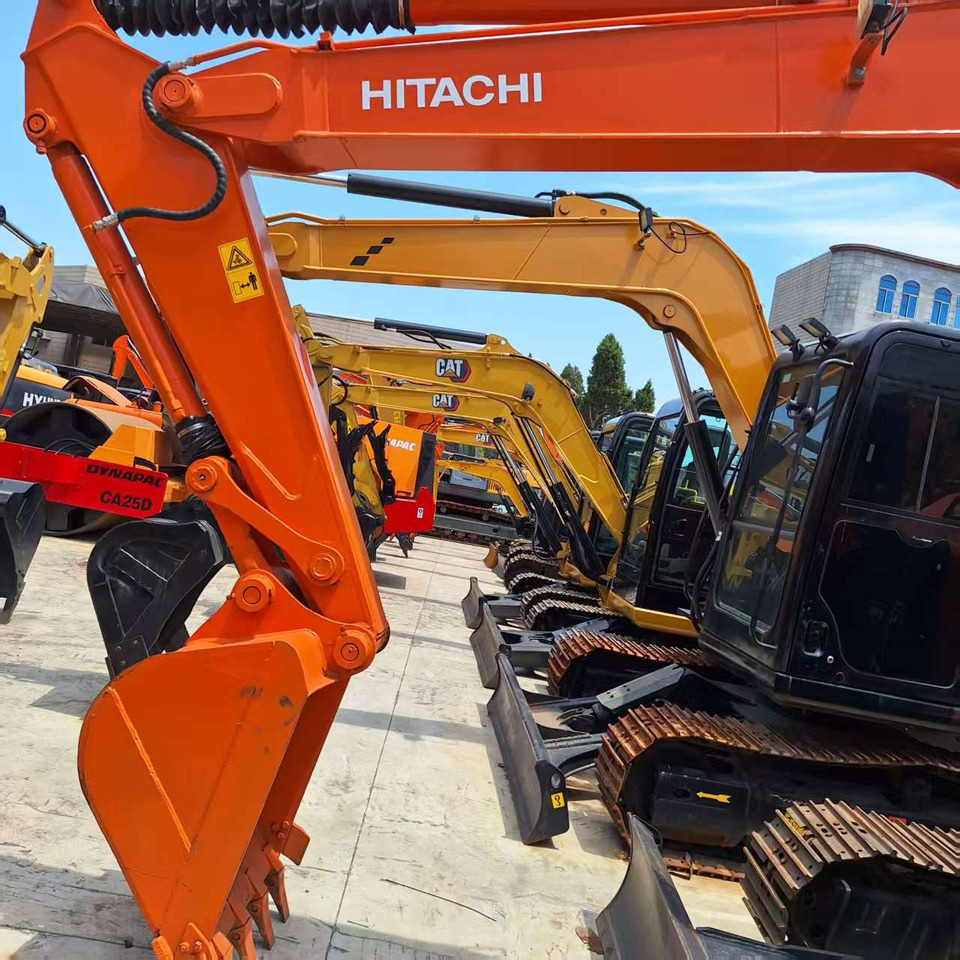 Hitachi ZX70 Excavator - Rupsgraafmachine: afbeelding 2 Hitachi ZX70 Excavator - Rupsgraafmachine: afbeelding 2
