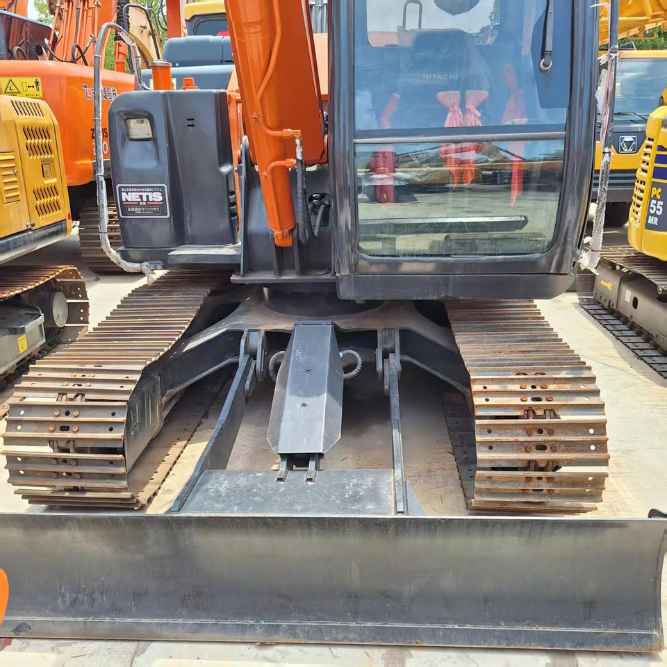 Hitachi ZX70 Excavator - Rupsgraafmachine: afbeelding 1 Hitachi ZX70 Excavator - Rupsgraafmachine: afbeelding 1