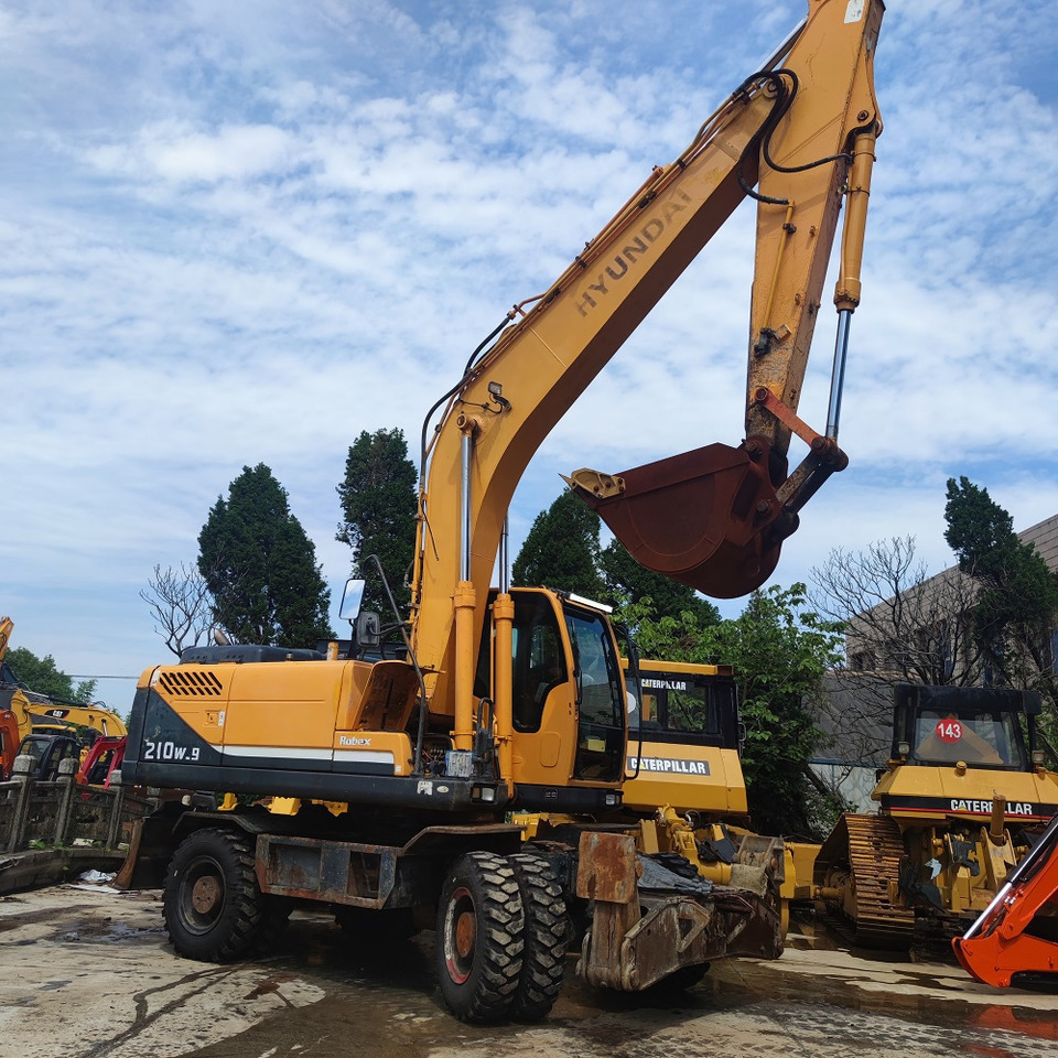 Hyundai 210w-9 wheel excavator - Mobiele graafmachine: afbeelding 2 Hyundai 210w-9 wheel excavator - Mobiele graafmachine: afbeelding 2