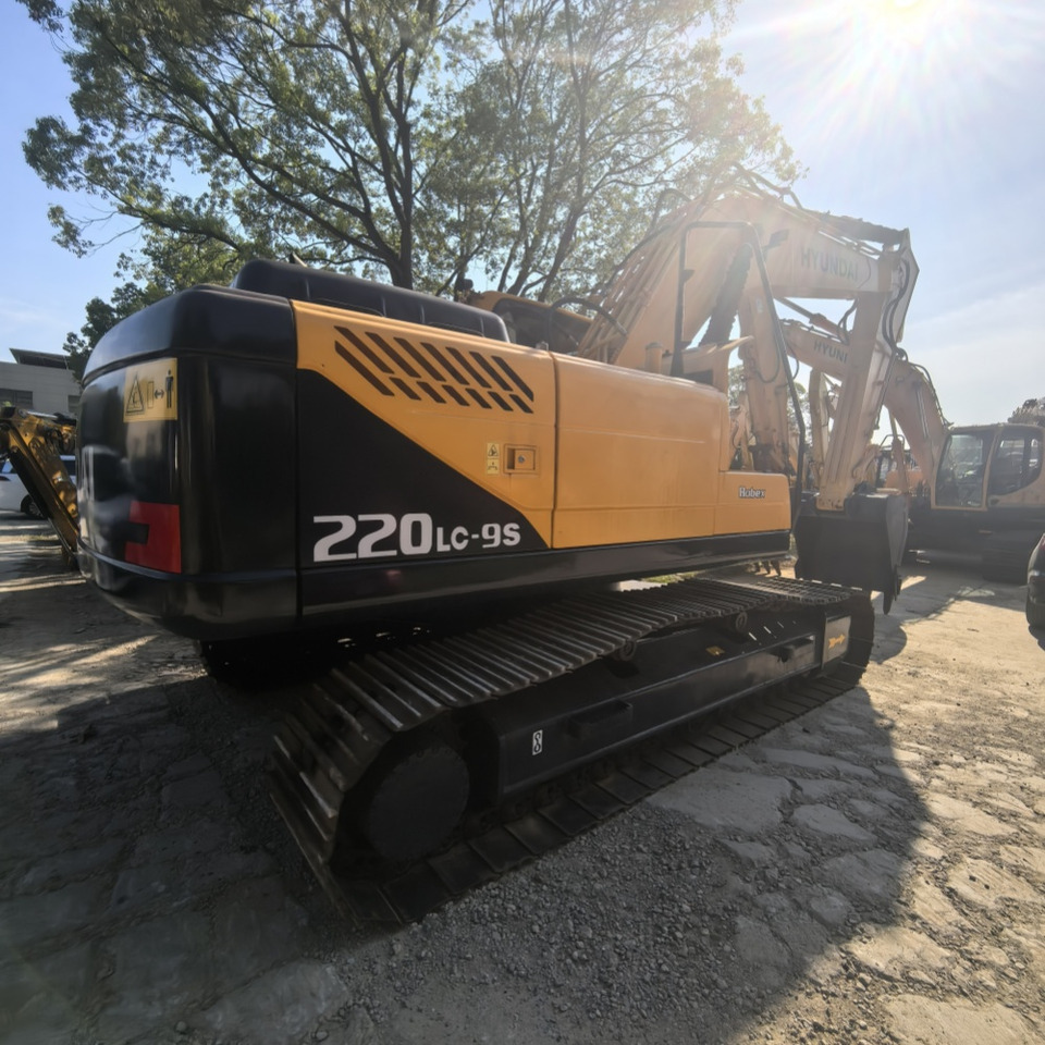 Hyundai 220lc-9s excavator - Mobiele graafmachine: afbeelding 1 Hyundai 220lc-9s excavator - Mobiele graafmachine: afbeelding 1