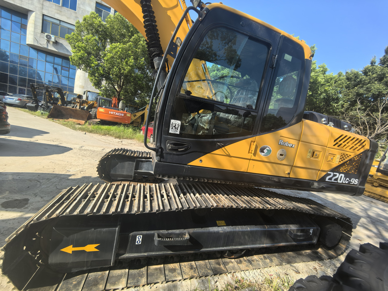 Hyundai 220lc-9s excavator - Mobiele graafmachine: afbeelding 3 Hyundai 220lc-9s excavator - Mobiele graafmachine: afbeelding 3