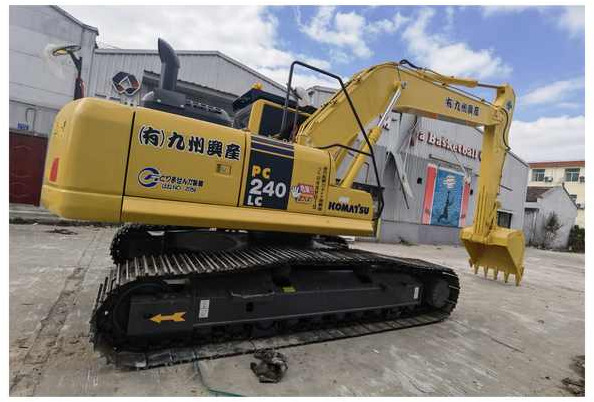 Japan original Used second hand excavator Komatsu PC240LC-8 hydraulic excavator digger for sale - Rupsgraafmachine: afbeelding 1 Japan original Used second hand excavator Komatsu PC240LC-8 hydraulic excavator digger for sale - Rupsgraafmachine: afbeelding 1