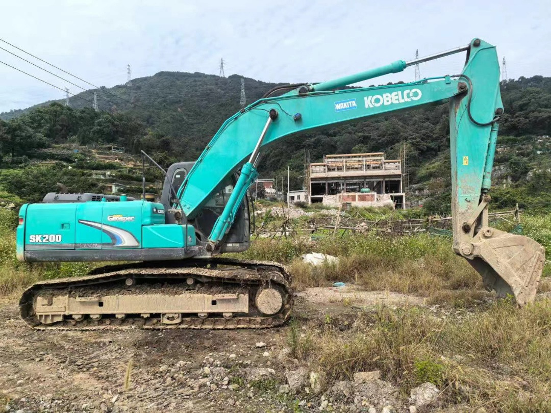 KOBELCO Kobelco SK200-8 Crawler excavator - Rupsgraafmachine: afbeelding 4 KOBELCO Kobelco SK200-8 Crawler excavator - Rupsgraafmachine: afbeelding 4