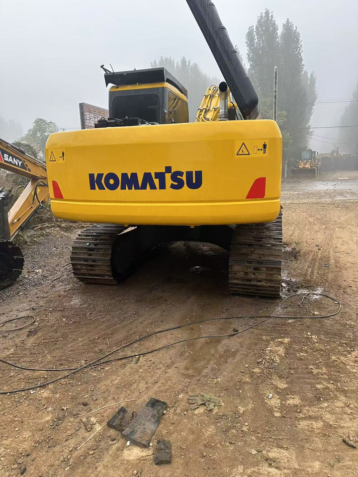 Komatsu PC200-7 excavator - Rupsgraafmachine: afbeelding 5 Komatsu PC200-7 excavator - Rupsgraafmachine: afbeelding 5
