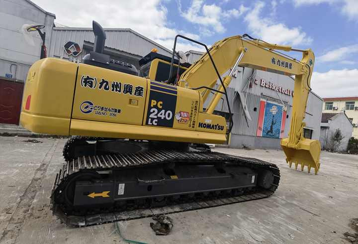 Original Japan pc240 second hand excavator high quality used excavator Japan Komatsu PC240LC-8 for sale - Rupsgraafmachine: afbeelding 5 Original Japan pc240 second hand excavator high quality used excavator Japan Komatsu PC240LC-8 for sale - Rupsgraafmachine: afbeelding 5