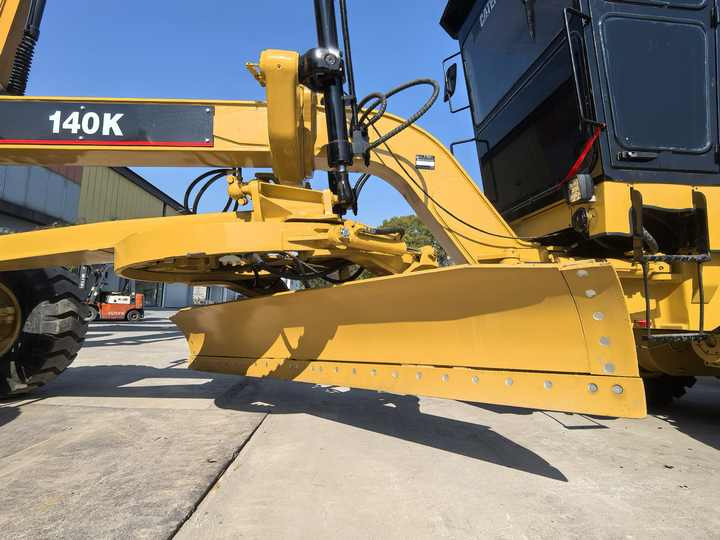 Original cat 140H 140G 140K motor grader used Caterpillar 140k grader machine used for sale - Grader: afbeelding 5 Original cat 140H 140G 140K motor grader used Caterpillar 140k grader machine used for sale - Grader: afbeelding 5