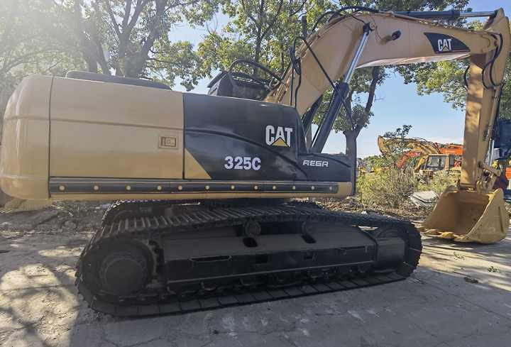 Original high quality second hand excavator Used Caterpillar 325C used excavator machine for sale - Rupsgraafmachine: afbeelding 3 Original high quality second hand excavator Used Caterpillar 325C used excavator machine for sale - Rupsgraafmachine: afbeelding 3