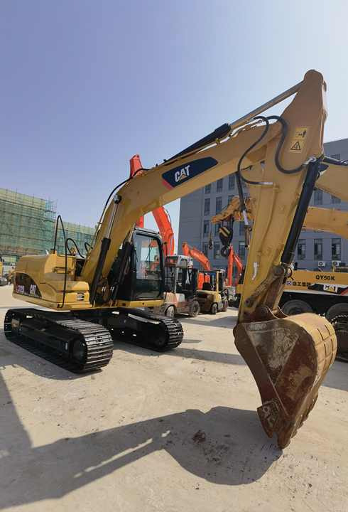 Original used Caterpillar 312D excavator - Rupsgraafmachine: afbeelding 2 Original used Caterpillar 312D excavator - Rupsgraafmachine: afbeelding 2