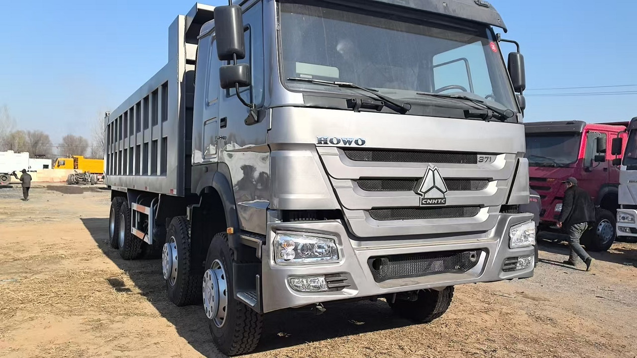SINOTRUK Howo Dump truck 371hp 8x4 - Kipper vrachtwagen: afbeelding 3 SINOTRUK Howo Dump truck 371hp 8x4 - Kipper vrachtwagen: afbeelding 3