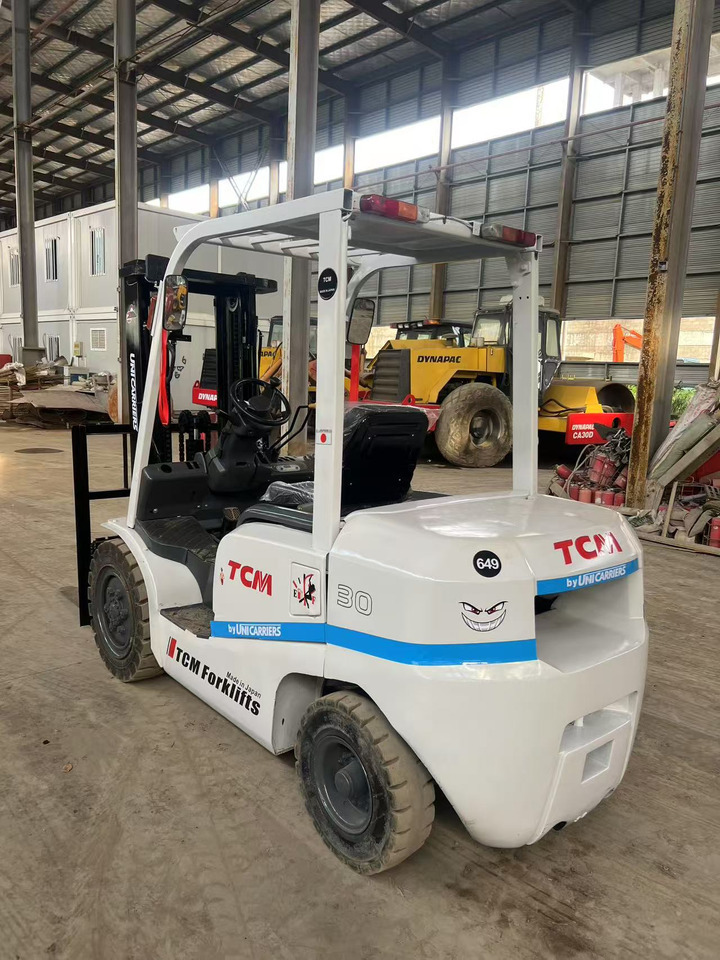 TCM FD30 Forklift - Diesel heftruck: afbeelding 1 TCM FD30 Forklift - Diesel heftruck: afbeelding 1