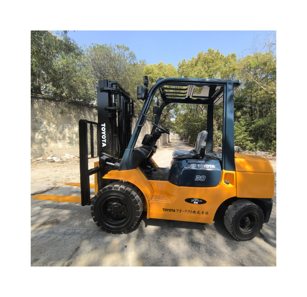 Toyota FD30 Forklift - Diesel heftruck: afbeelding 1 Toyota FD30 Forklift - Diesel heftruck: afbeelding 1