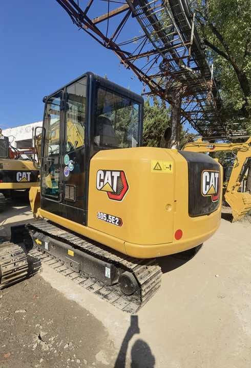 Used original CAT 305.5E2 excavator 5 Ton CAT hydraulic crawler mini excavator cheap for sale - Rupsgraafmachine: afbeelding 4 Used original CAT 305.5E2 excavator 5 Ton CAT hydraulic crawler mini excavator cheap for sale - Rupsgraafmachine: afbeelding 4
