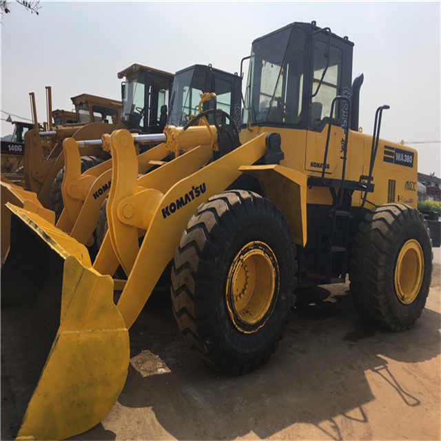 Second hand wheel loader Komatsu used Wheel loader WA320-3 WA320-1 WA380-3 cheap for sale - Wiellader: afbeelding 5 Second hand wheel loader Komatsu used Wheel loader WA320-3 WA320-1 WA380-3 cheap for sale - Wiellader: afbeelding 5