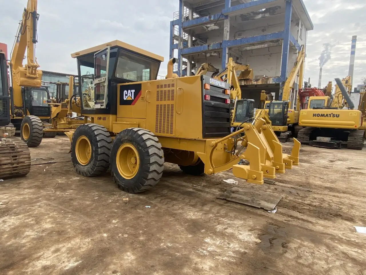Used grader caterpillar 140H Caterpillar motor grader 140H 140G 120K 120G 14H cheap used grader - Grader: afbeelding 4 Used grader caterpillar 140H Caterpillar motor grader 140H 140G 120K 120G 14H cheap used grader - Grader: afbeelding 4