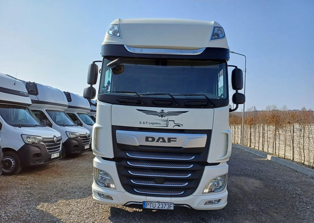 DAF XF 480 SUPER SPACE CAB / ZESTAW TANDEM PRZEJAZDOWY 120m3 - Schuifzeilen vrachtwagen: afbeelding 5 DAF XF 480 SUPER SPACE CAB / ZESTAW TANDEM PRZEJAZDOWY 120m3 - Schuifzeilen vrachtwagen: afbeelding 5