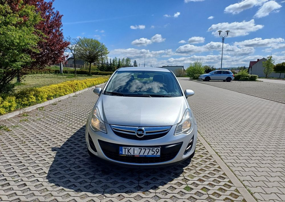 Opel Corsa 1.2 16V Graphite - Personenwagen: afbeelding 4 Opel Corsa 1.2 16V Graphite - Personenwagen: afbeelding 4