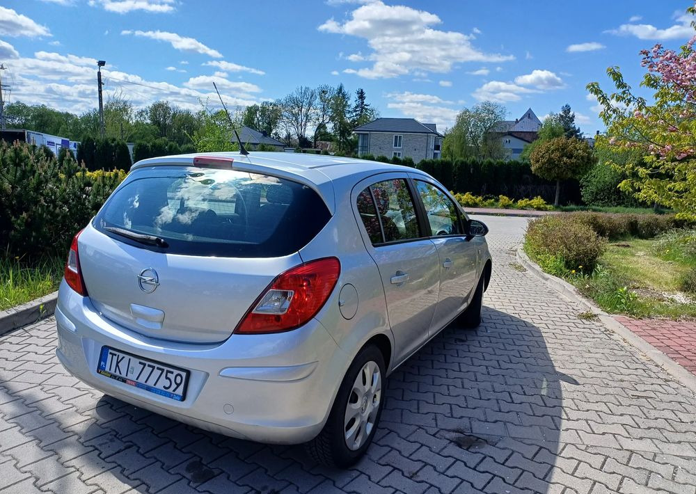 Opel Corsa 1.2 16V Graphite - Personenwagen: afbeelding 5 Opel Corsa 1.2 16V Graphite - Personenwagen: afbeelding 5