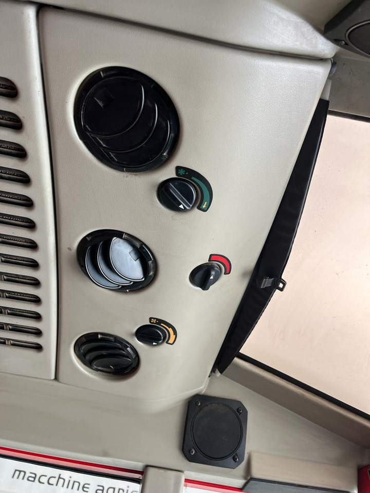 Tractor ANTONIO CARRARO TRX 9400: afbeelding 9 Tractor ANTONIO CARRARO TRX 9400: afbeelding 9