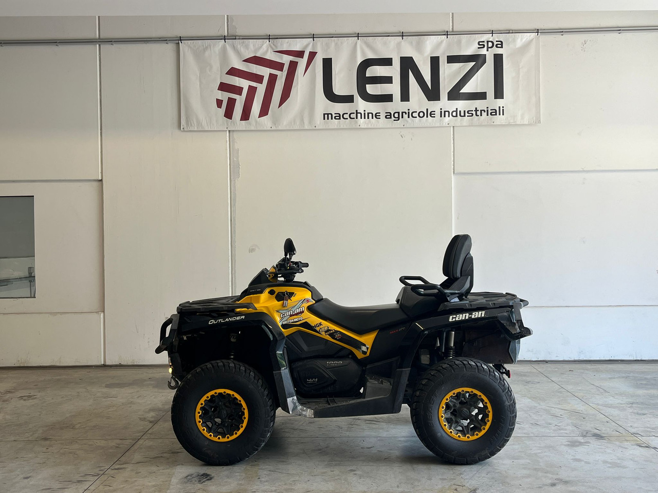 CAN-AM BRP OUTLANDER 1000 ROTAX 4X4 - Quad: afbeelding 1 CAN-AM BRP OUTLANDER 1000 ROTAX 4X4 - Quad: afbeelding 1