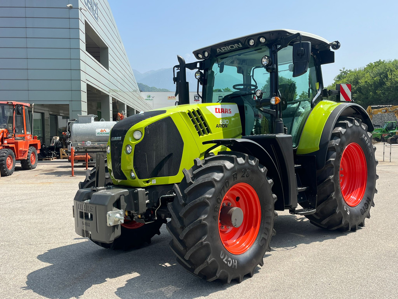 CLAAS ARION 630 - Tractor: afbeelding 5 CLAAS ARION 630 - Tractor: afbeelding 5