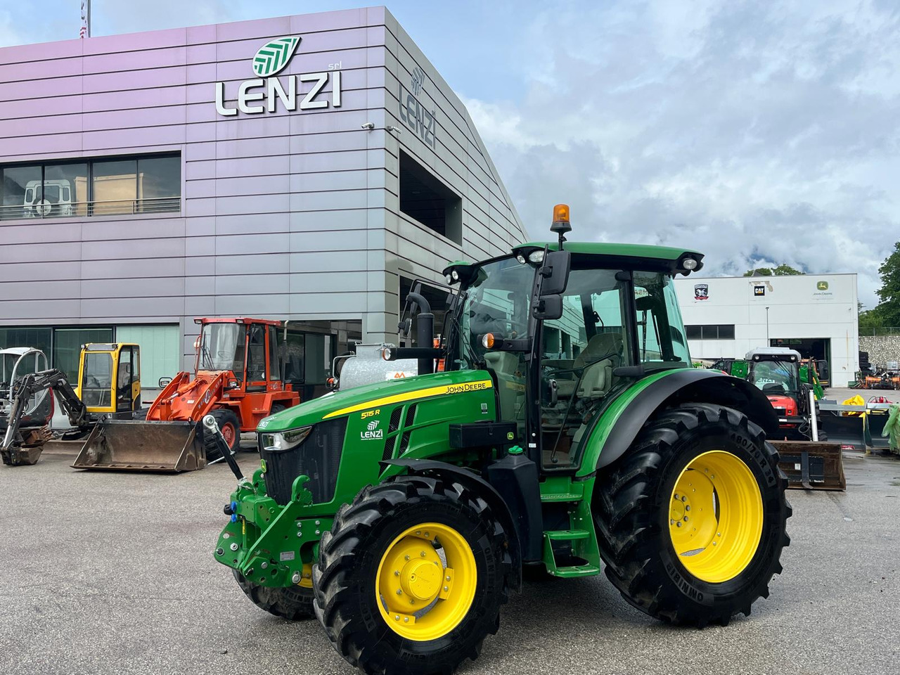 JOHN DEERE 5115R - Tractor: afbeelding 5 JOHN DEERE 5115R - Tractor: afbeelding 5