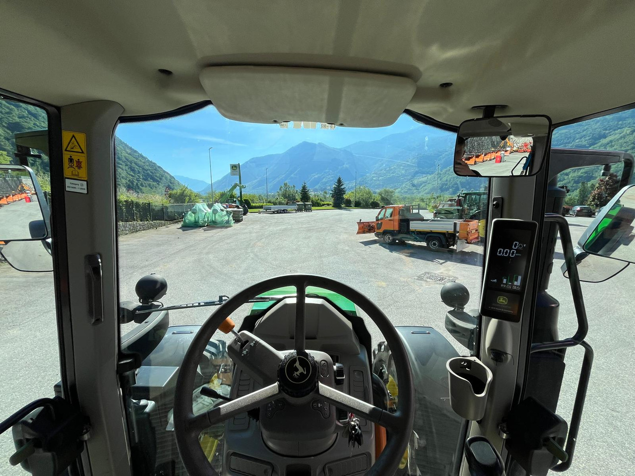 Tractor JOHN DEERE 6100M: afbeelding 16