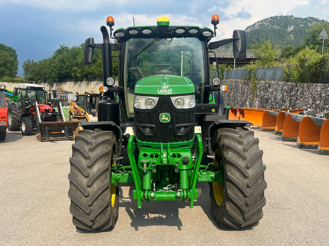 JOHN DEERE 6145 R - Tractor: afbeelding 3 JOHN DEERE 6145 R - Tractor: afbeelding 3