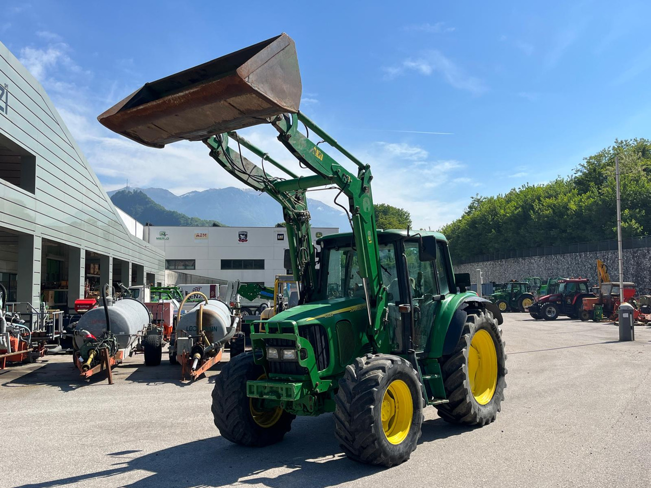 JOHN DEERE 6320 - Tractor: afbeelding 2 JOHN DEERE 6320 - Tractor: afbeelding 2