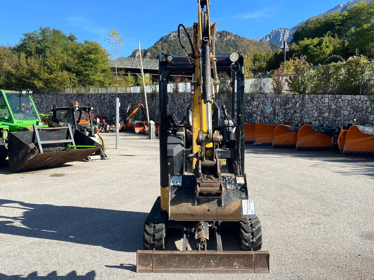 MINIESCAVATORE CAT 301.7 CR - Minigraafmachine: afbeelding 3 MINIESCAVATORE CAT 301.7 CR - Minigraafmachine: afbeelding 3