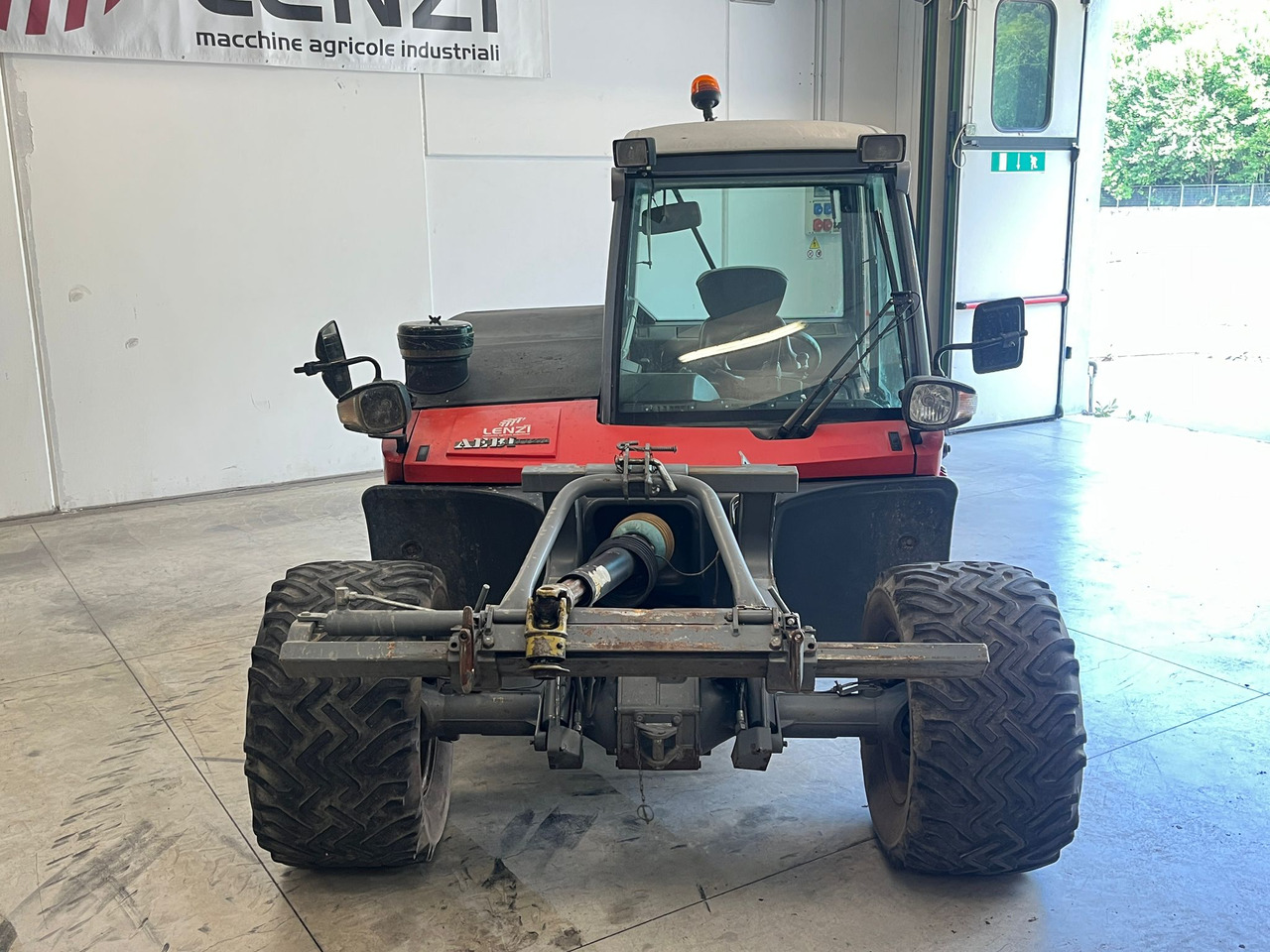 TRATTORE AEBI TT 270 - Tractor: afbeelding 3 TRATTORE AEBI TT 270 - Tractor: afbeelding 3