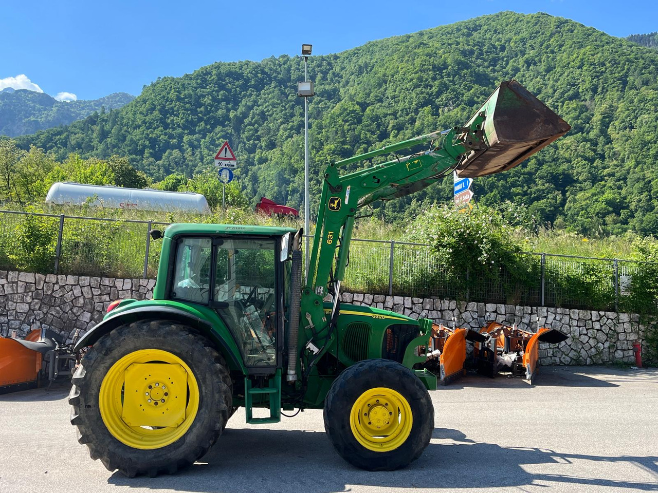 TRATTORE JOHN DEERE 6320 - Tractor: afbeelding 4 TRATTORE JOHN DEERE 6320 - Tractor: afbeelding 4
