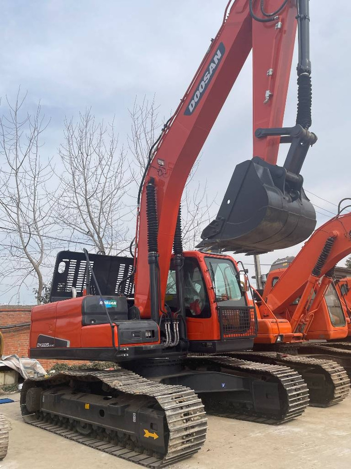 Doosan DX 225 LCA - Rupsgraafmachine: afbeelding 1 Doosan DX 225 LCA - Rupsgraafmachine: afbeelding 1