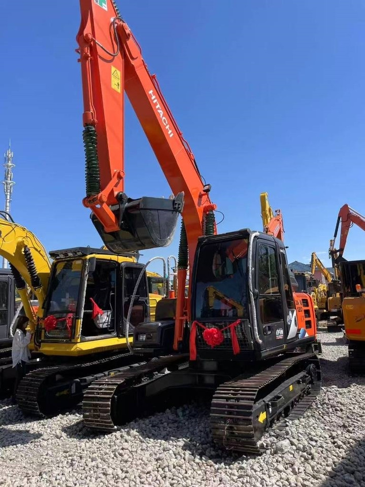 Hitachi 120 - Rupsgraafmachine: afbeelding 3 Hitachi 120 - Rupsgraafmachine: afbeelding 3