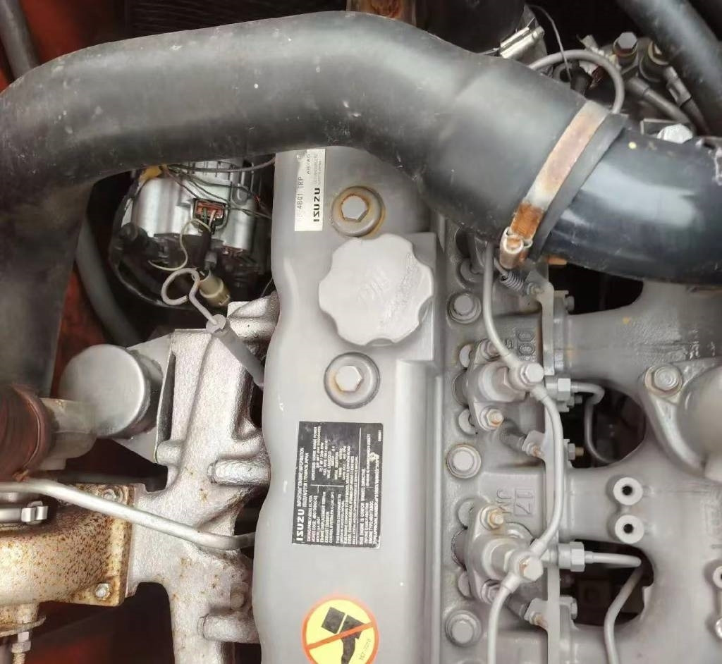 Hitachi 135 US-6 - Rupsgraafmachine: afbeelding 2 Hitachi 135 US-6 - Rupsgraafmachine: afbeelding 2