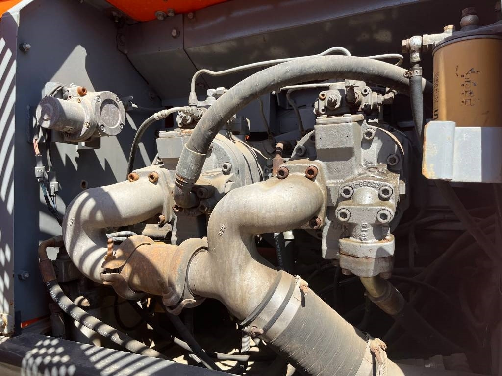 Hitachi ZX 350 - Rupsgraafmachine: afbeelding 3 Hitachi ZX 350 - Rupsgraafmachine: afbeelding 3