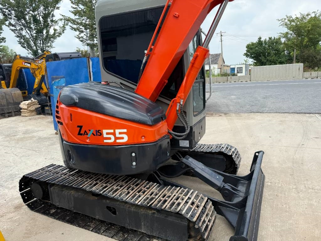 Hitachi Zaxis 55 U - Rupsgraafmachine: afbeelding 4 Hitachi Zaxis 55 U - Rupsgraafmachine: afbeelding 4