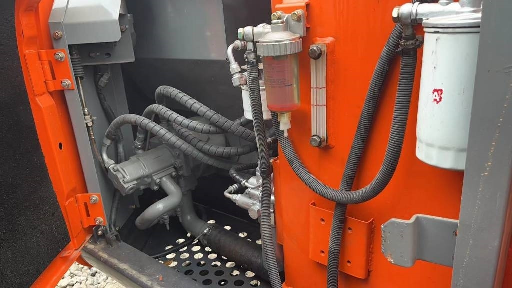 Hitachi Zaxis 60 - Minigraafmachine: afbeelding 5 Hitachi Zaxis 60 - Minigraafmachine: afbeelding 5
