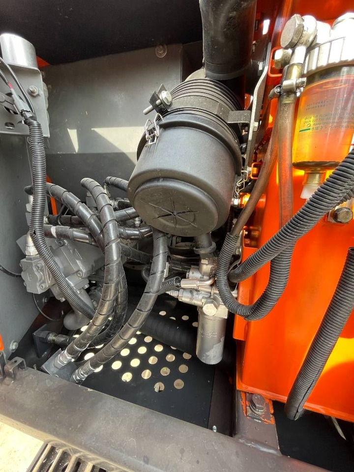 Hitachi Zaxis 70 - Rupsgraafmachine: afbeelding 2 Hitachi Zaxis 70 - Rupsgraafmachine: afbeelding 2