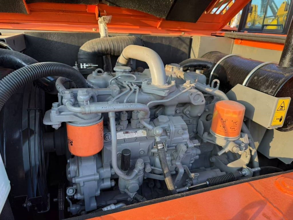 Hitachi Zaxis 70 - Rupsgraafmachine: afbeelding 5 Hitachi Zaxis 70 - Rupsgraafmachine: afbeelding 5