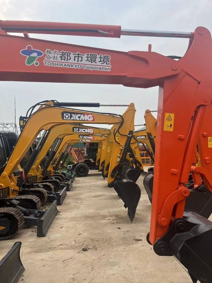 Hitachi zaxis60  - Rupsgraafmachine: afbeelding 3 Hitachi zaxis60  - Rupsgraafmachine: afbeelding 3