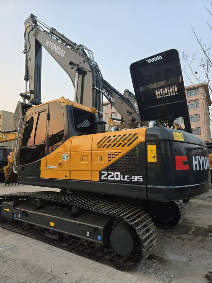 Hyundai 220-9S - Rupsgraafmachine: afbeelding 1 Hyundai 220-9S - Rupsgraafmachine: afbeelding 1