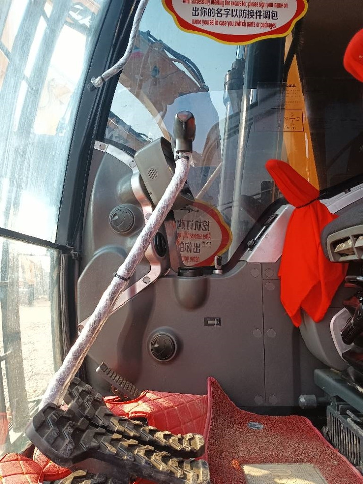 Hyundai 220-9S - Rupsgraafmachine: afbeelding 4 Hyundai 220-9S - Rupsgraafmachine: afbeelding 4