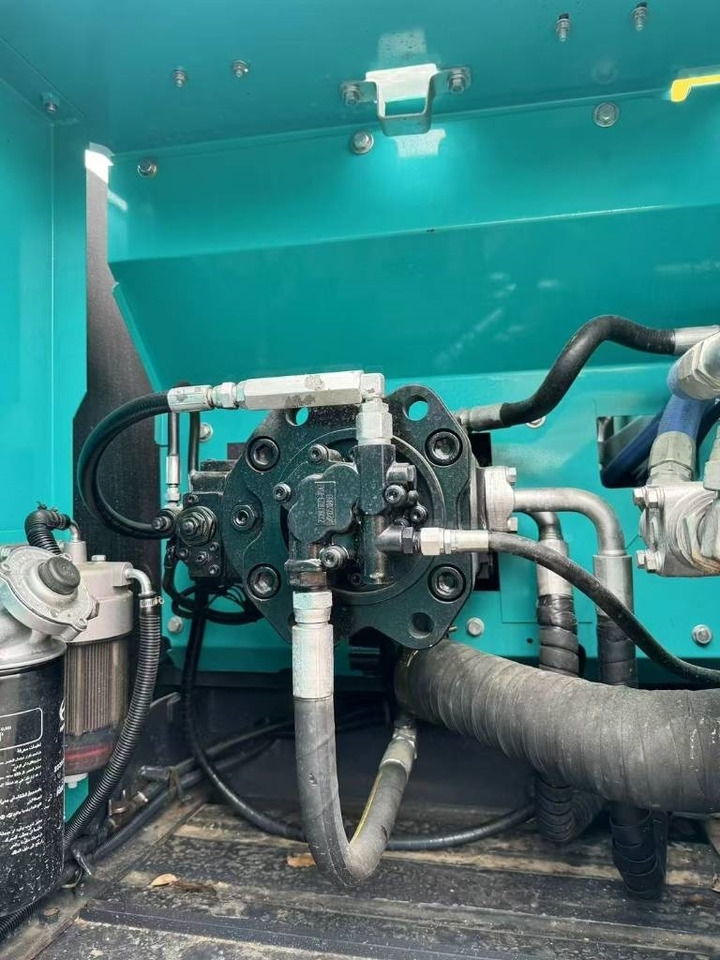 Kobelco SK 200 - Rupsgraafmachine: afbeelding 3 Kobelco SK 200 - Rupsgraafmachine: afbeelding 3