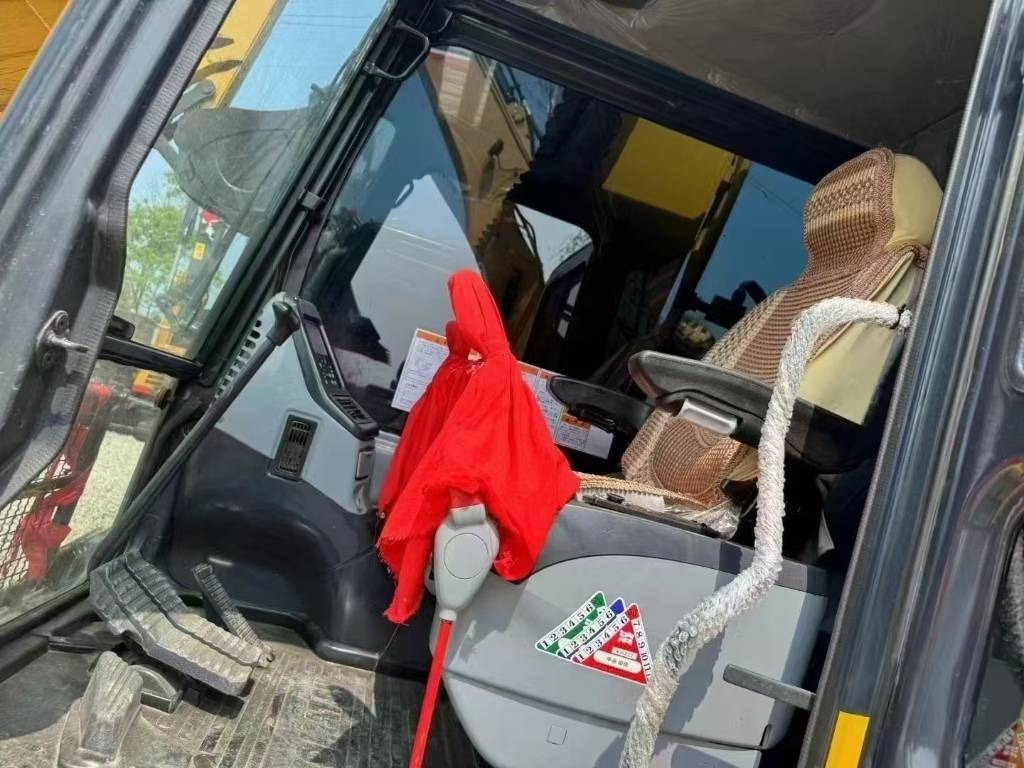 Komatsu PC 130 - Rupsgraafmachine: afbeelding 3 Komatsu PC 130 - Rupsgraafmachine: afbeelding 3