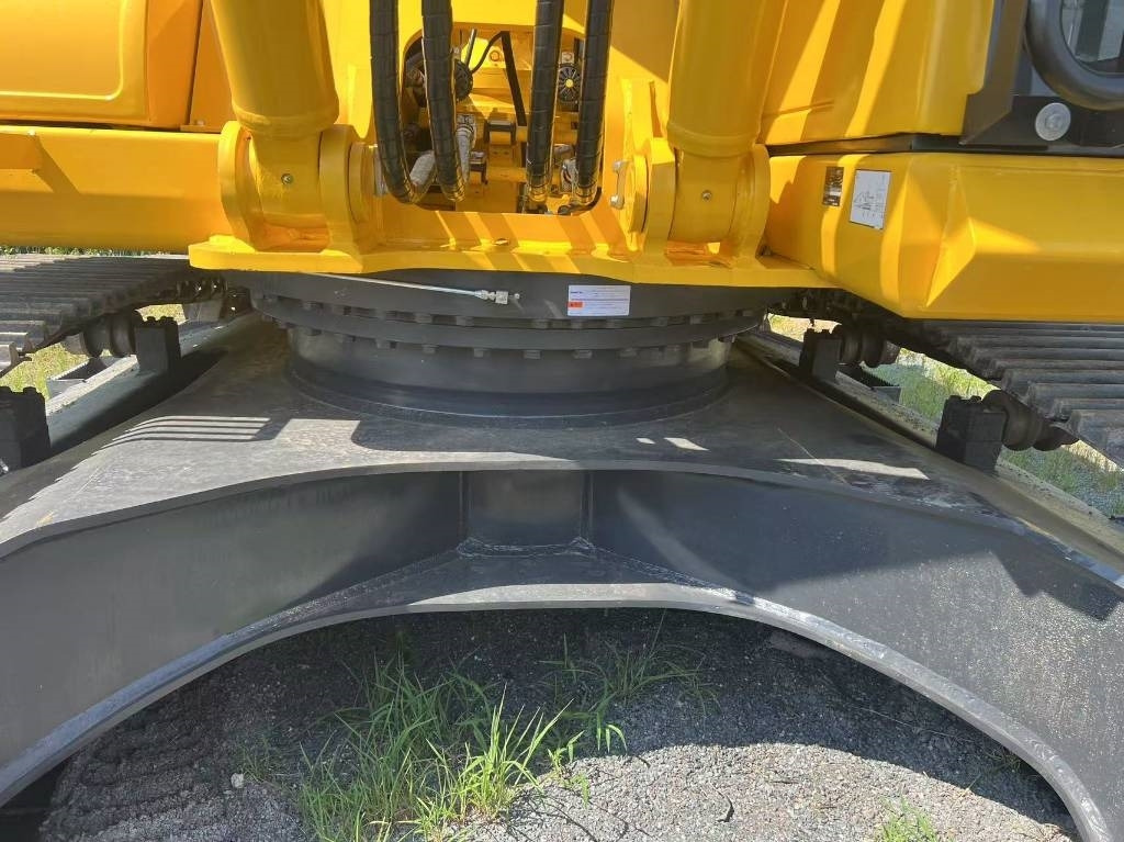 Komatsu PC 300 - Rupsgraafmachine: afbeelding 4 Komatsu PC 300 - Rupsgraafmachine: afbeelding 4