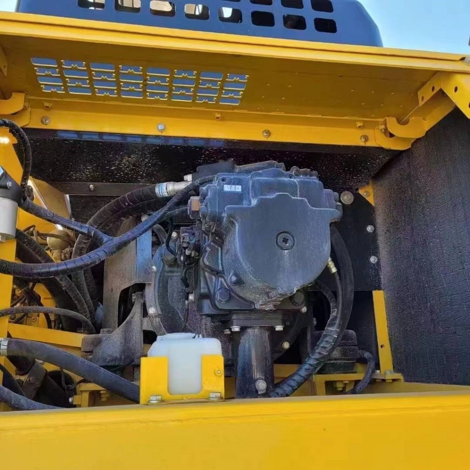Komatsu PC 450  - Rupsgraafmachine: afbeelding 3 Komatsu PC 450  - Rupsgraafmachine: afbeelding 3