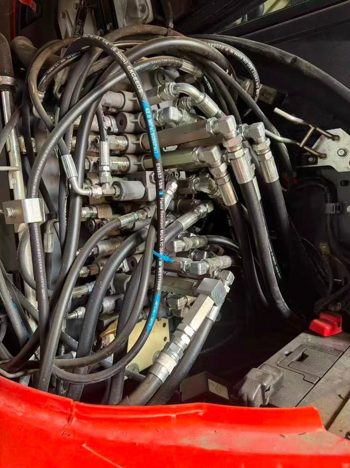 Kubota KX 165 - Rupsgraafmachine: afbeelding 5 Kubota KX 165 - Rupsgraafmachine: afbeelding 5