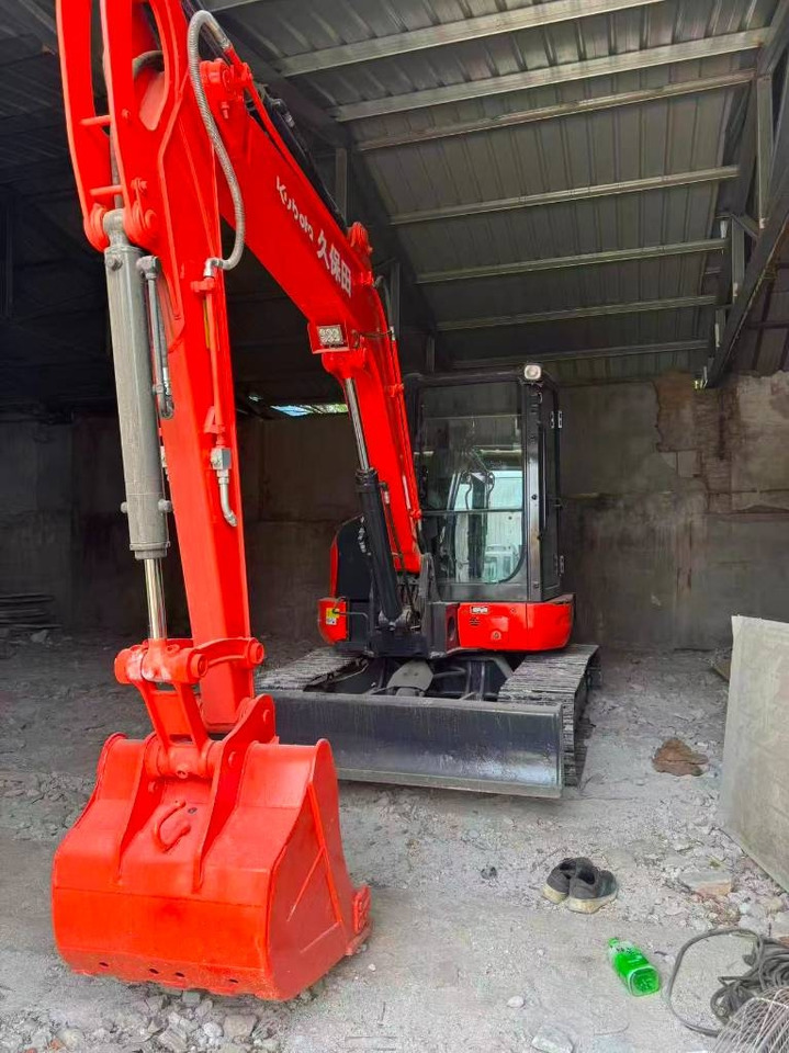 Kubota KX 165 - Rupsgraafmachine: afbeelding 1 Kubota KX 165 - Rupsgraafmachine: afbeelding 1