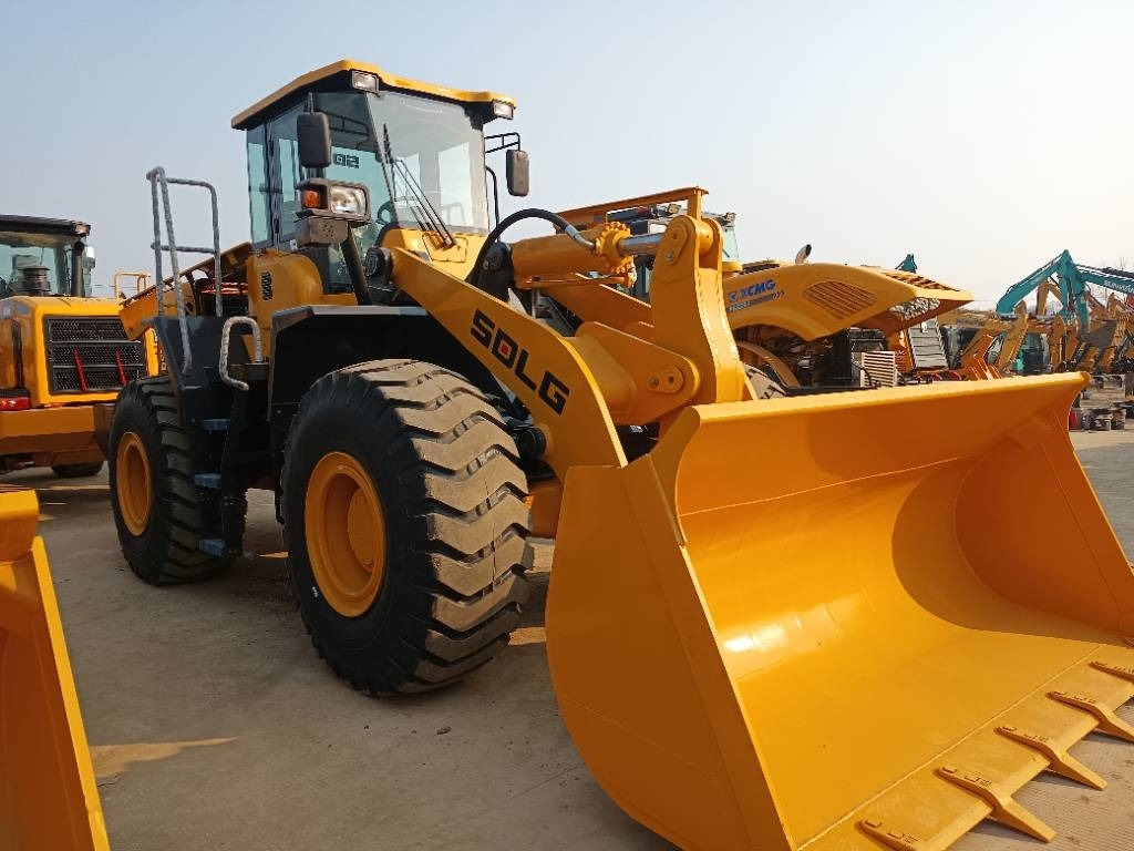 临工 LG956L - Graaflaadmachine: afbeelding 1 临工 LG956L - Graaflaadmachine: afbeelding 1