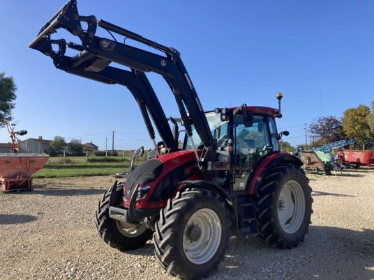 Valtra A115 - Tractor: afbeelding 1 Valtra A115 - Tractor: afbeelding 1